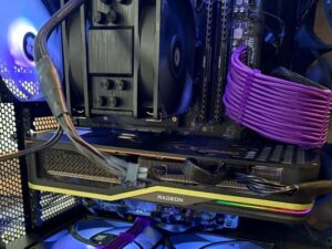 Flaqman və güclü 16GB qrafik kartı 15 dollara satıldı