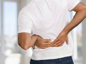 Xroniki bel ağrısının yeni bir səbəbi kəşf edildi