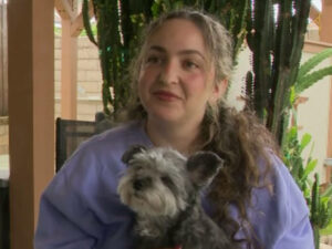 Bir qadın beş il əvvəl itkin düşmüş itini tapıb