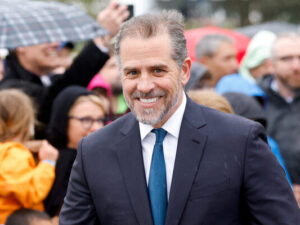 Hunter Biden Trampın uşaqlarını qəfəs döyüşünə dəvət etdi